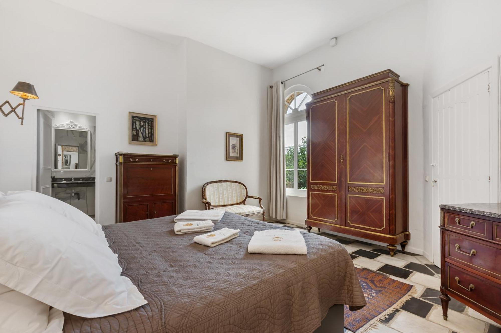 Chateau Hermitage De Combas Aparthotel Servian Camera foto
